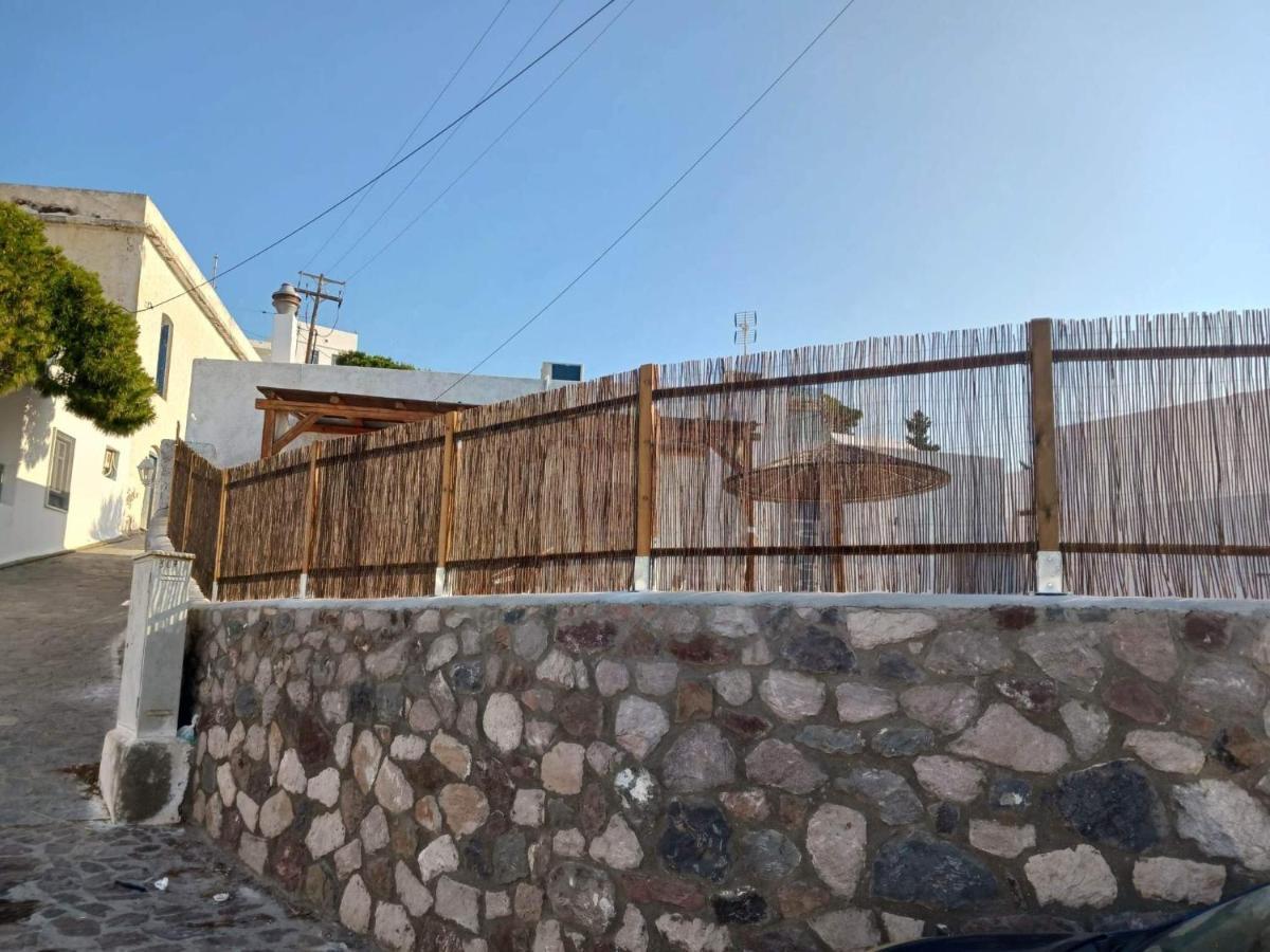 Villa Στην Ωραία Πλάκα à Plaka  Extérieur photo